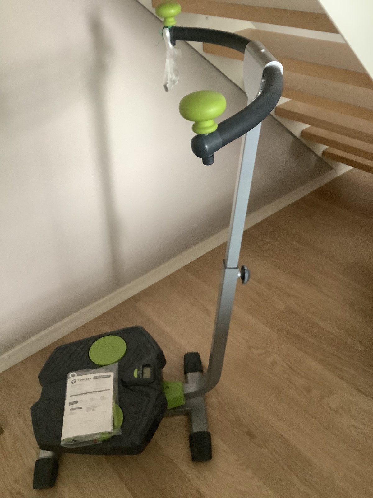 Twist and shape, Sport en Fitness, Fitnessapparatuur, Ophalen, Zo goed als nieuw, Benen, Hometrainer