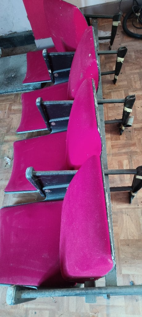 Oude theater/cinema zetels, Ophalen, Gebruikt, Vier, Stof