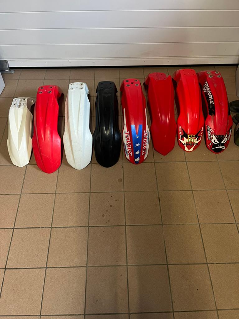 Lot plastiek, Ophalen