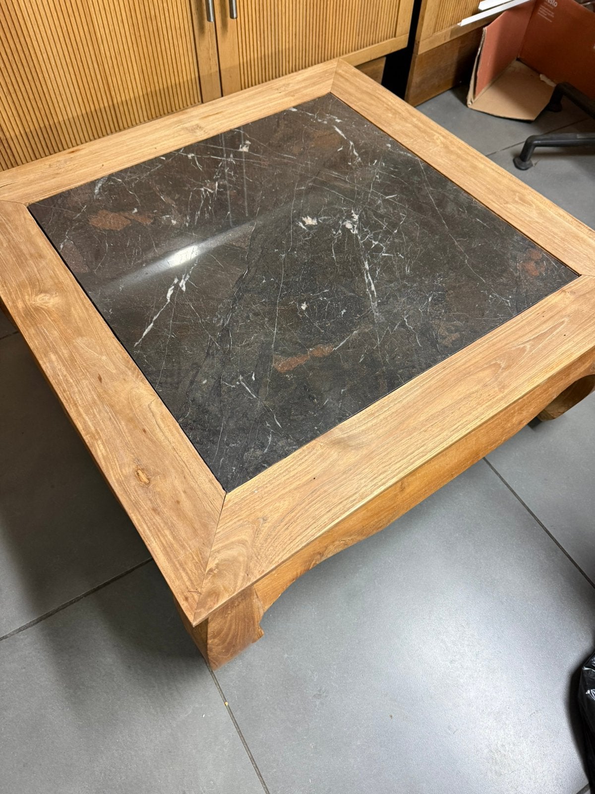 Salontafel, Ophalen, Zo goed als nieuw