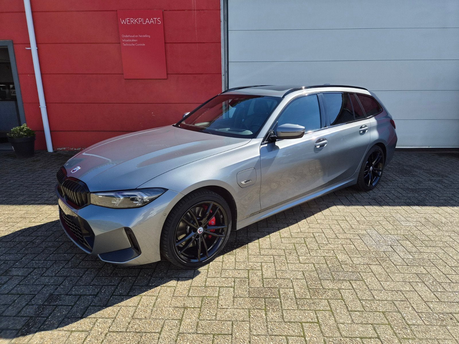 BMW 330E Xdrive - 123.000km, Autos, Cuir, Argent ou Gris, Entreprise, Noir