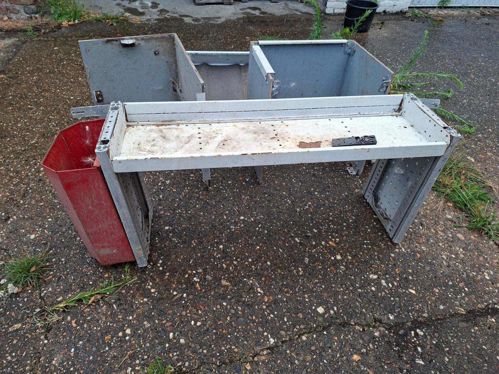 inrichting voor camionette, Ophalen, Nissan