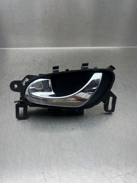 POIGNEE EXTERIEURE ARRIÈRE GAUCHE Nissan Qashqai (J11), Utilisé, Arrière, Nissan