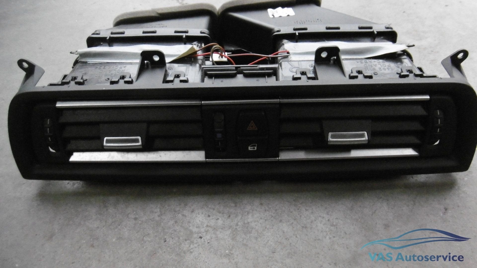 Tralie verse lucht  BMW 5-serie. F10-F11  64 22 9 166 891, Gebruikt, -, Ophalen of Verzenden, -