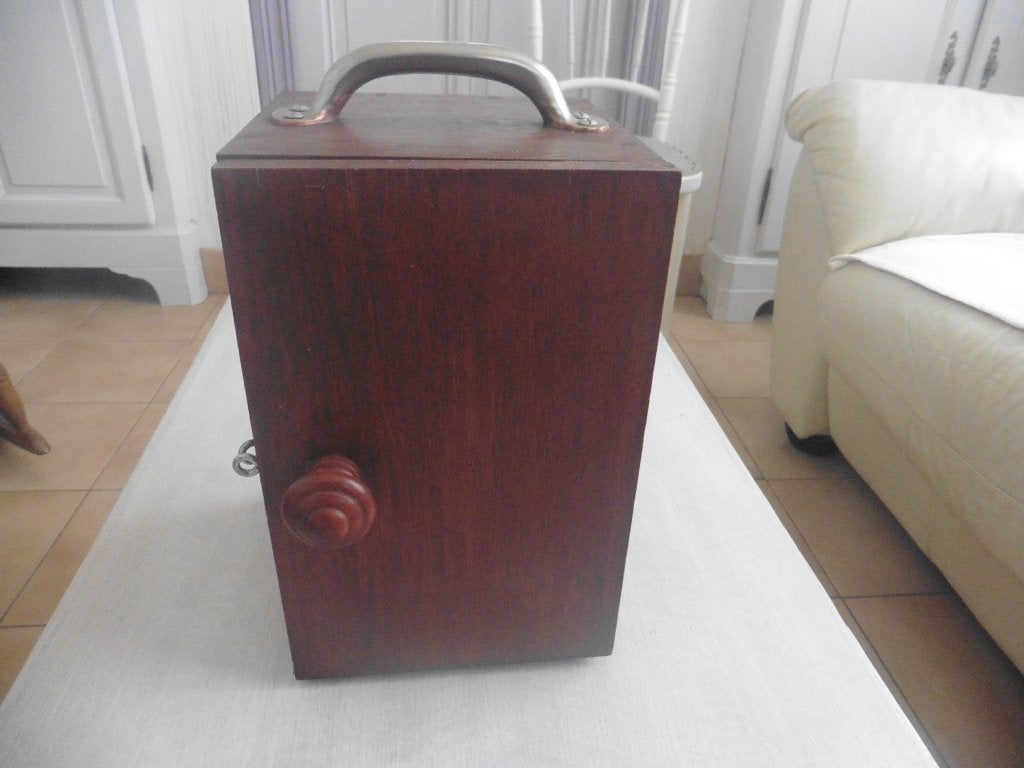 Coffret en bois avec poignée et compartiments, Enlèvement ou Envoi, Utilisé