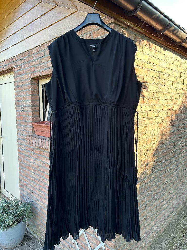 Zomerkleedje maat 50 zwart, Enlèvement ou Envoi, Noir