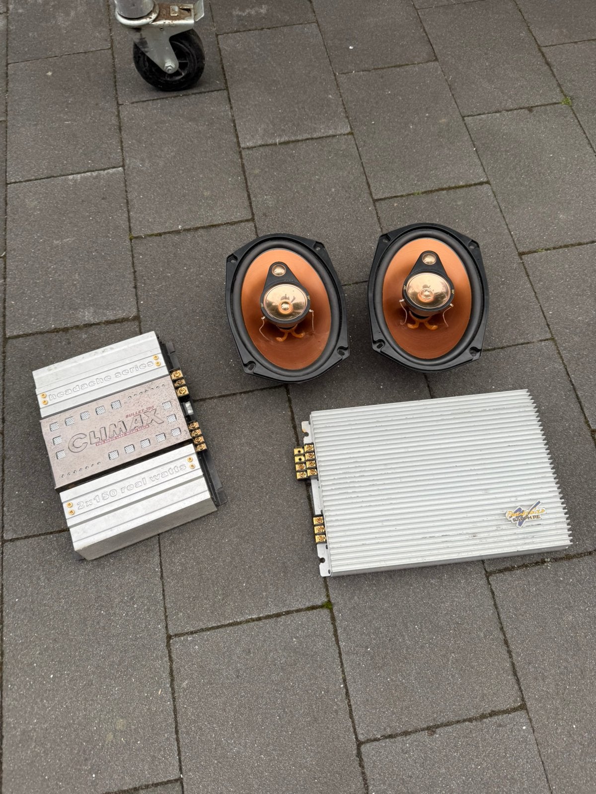 Boxen en versterkers, Auto diversen, Ophalen, Gebruikt