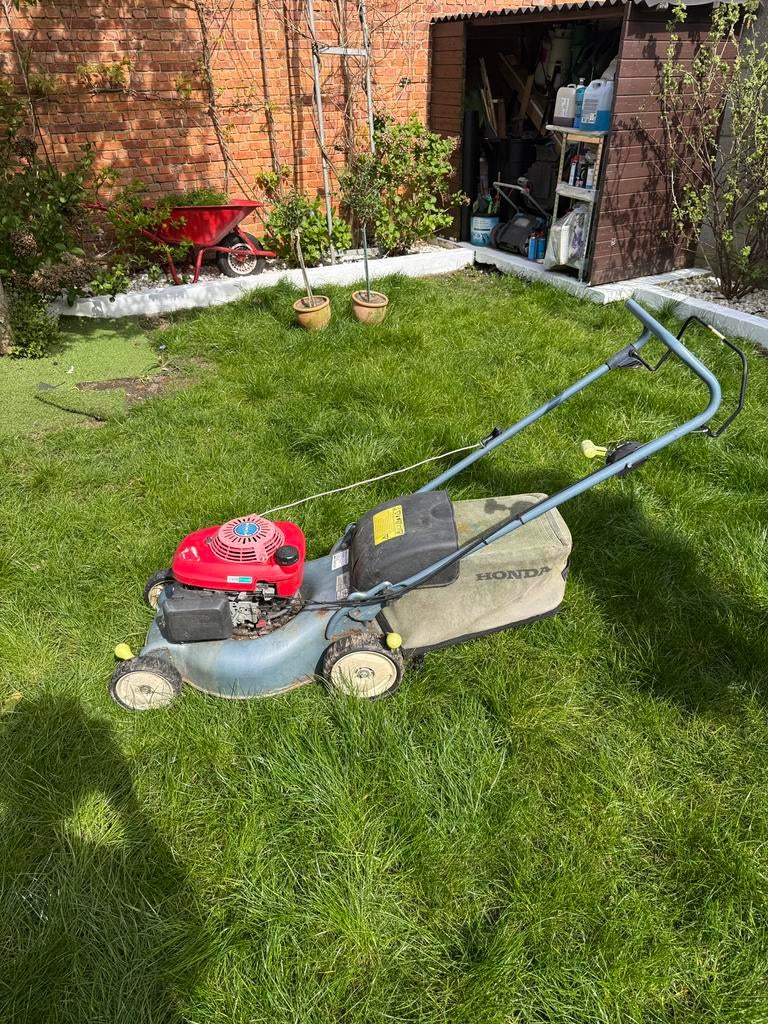 Honda “easy start” grasmaaier. START NIET., Ophalen, Gebruikt, Benzine-grasmaaier, Opvangzak