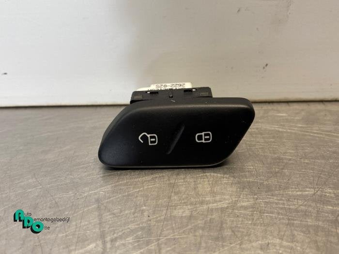 Commutateur verrouillage central des portes d'un Volkswagen, Autos : Pièces & Accessoires, Volkswagen, -, 3 mois de garantie, Utilisé