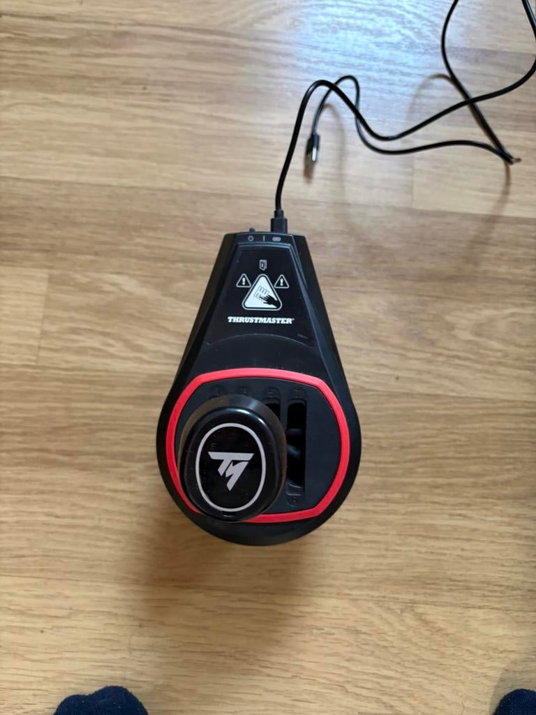 Trustmaster Th8s shifter simracing, Computers en Software, Ophalen, Zo goed als nieuw