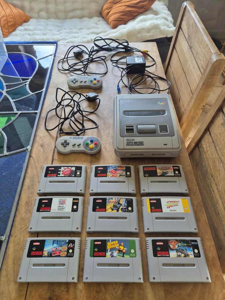 Super nintendo met 9 games, Games en Spelcomputers, Spelcomputers | Nintendo Super NES, Ophalen