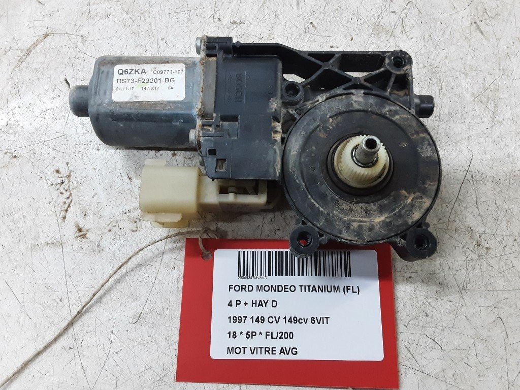 MOTEUR LEVE VITRE ELECTRIQUE AVANT GAUCHE Ford Mondeo V, Autos : Pièces & Accessoires, Gauche, Henry-Ford-Straße  1
50735  Köln, DE