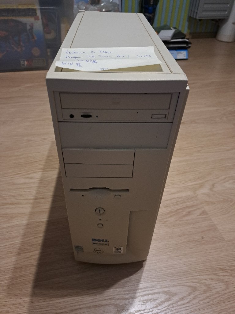 Dell Pentium III Xeon Retro PC Win 98, Ophalen of Verzenden