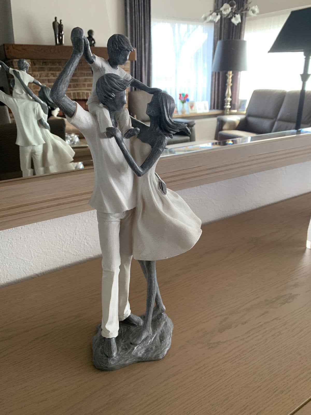 Decoratief beeld dansend koppel/gezin, Ophalen, Beeld
