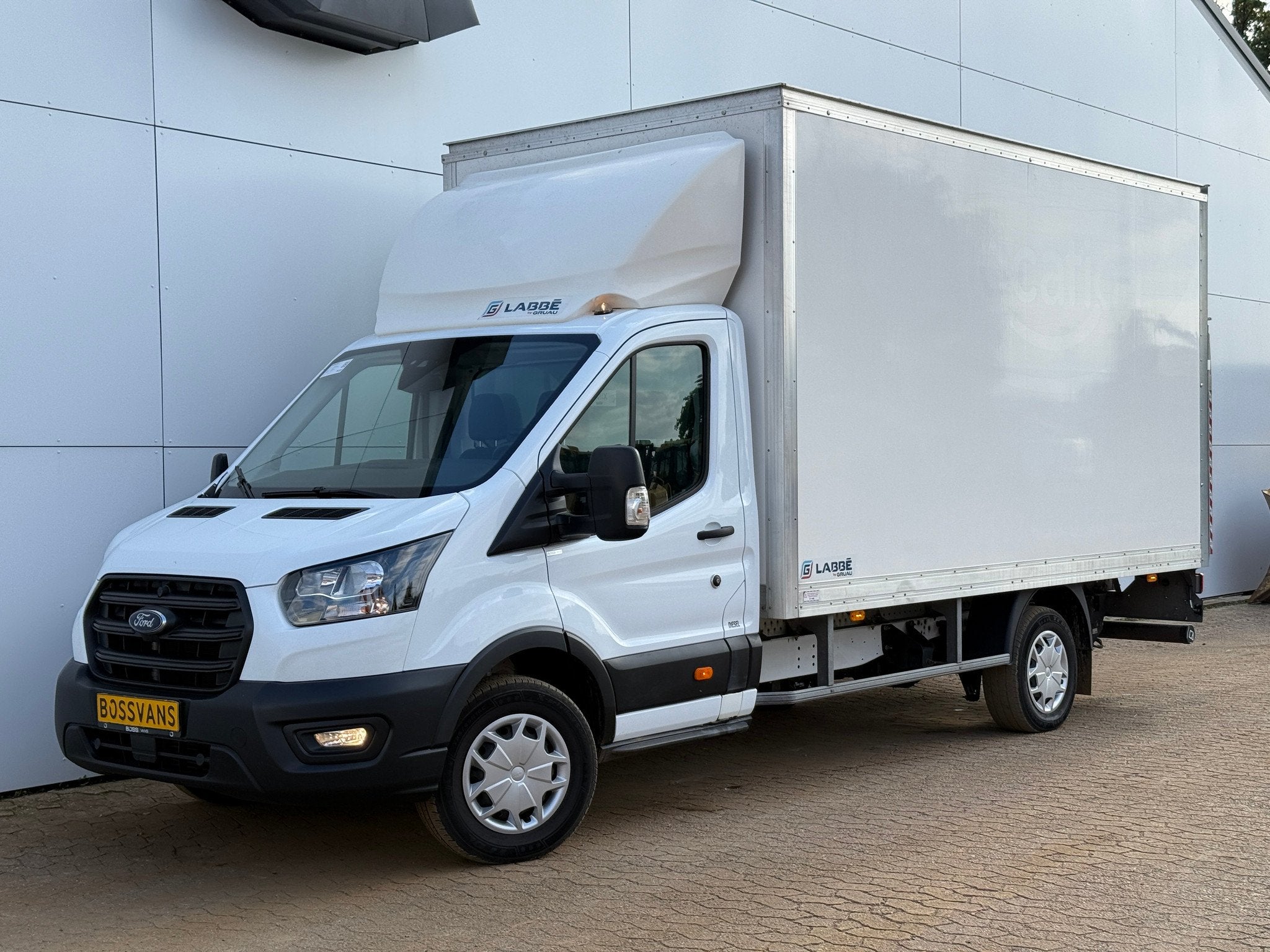Ford Transit 2.0 TDCI 130PK Laadklep Bakwagen Cruise Control, Auto's, Achterwielaandrijving, Euro 6, 4 cilinders, 2000 kg