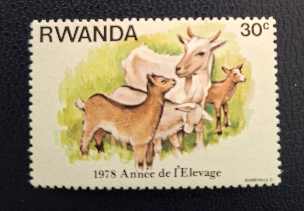 Timbre du Rwanda OBP 902**, Enlèvement ou Envoi, Non oblitéré
