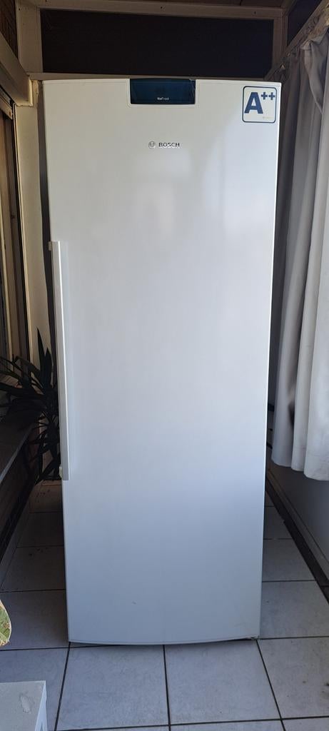 DIEPVRIES BOSCH 330 liter, Gebruikt, 160 cm of meer, Energieklasse A of zuiniger, Ophalen