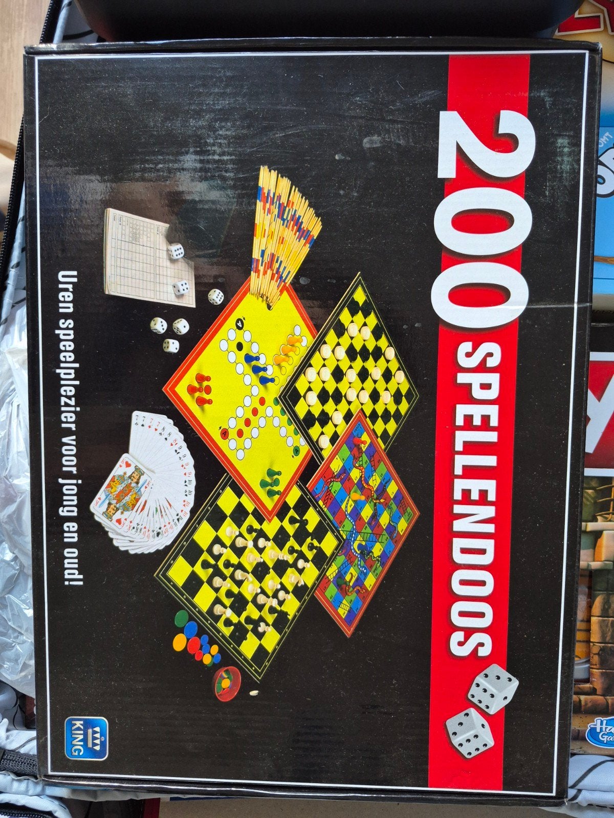 200 spellenbord compleet, Enlèvement