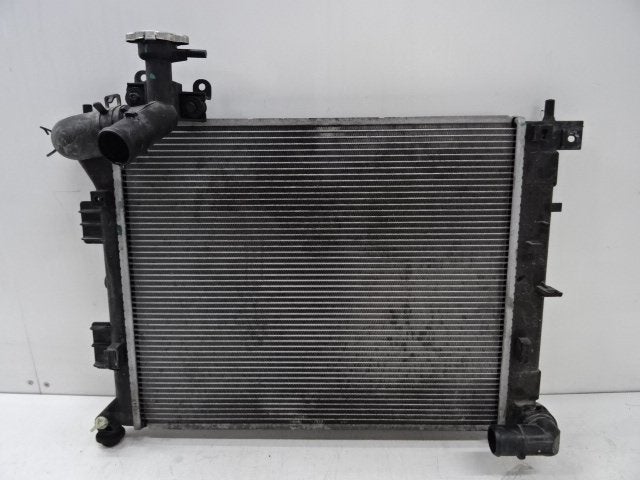 RADIATEUR EAU Kia Cee'd (JDB5) (01-2012/07-2018), Kia, Info@kia.de, Utilisé, Theodor-Heuss-Allee 11
60486  Frankfurt am Main, DE