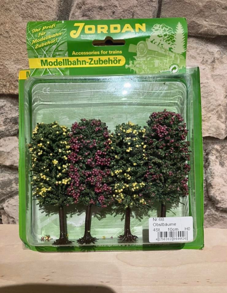 4 bomen miniatuur voor maquette, Ophalen, Nieuw