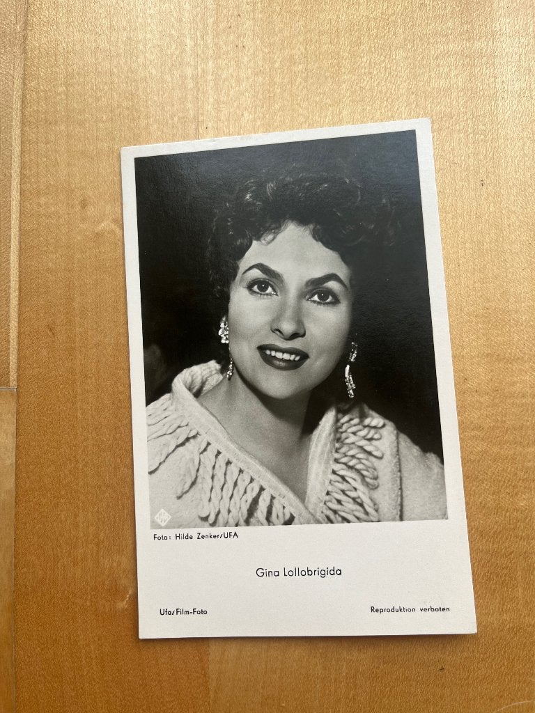 Fotokaart filmster Gina Lollabrigida-Jaren 1950-1960, Ophalen of Verzenden, Gebruikt, Film, Foto of Kaart