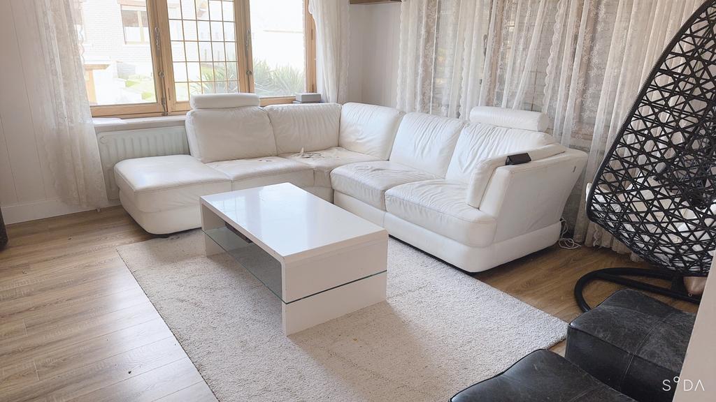Prachtige witte leren bank met 5 zit Chateau d'Ax!, Huis en Inrichting, Ophalen, Gebruikt, Leer, Moderne chateaux d'ax