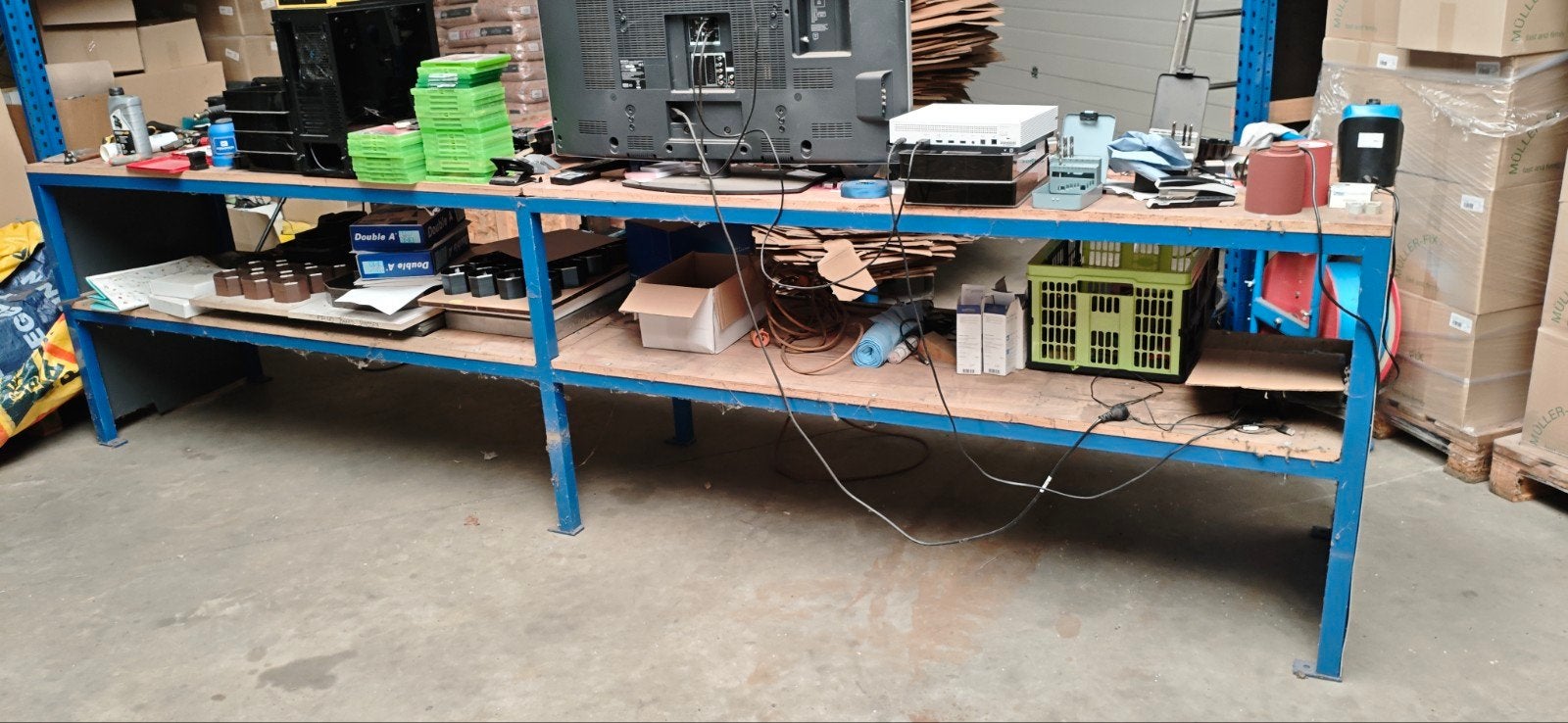 Zware metalen werkbank / werktafel 400 cm, Doe-het-zelf en Bouw, Ophalen, Dmj thermo bv, Info@dmjthermo.be, Industrieweg 1A 3950 kaulille