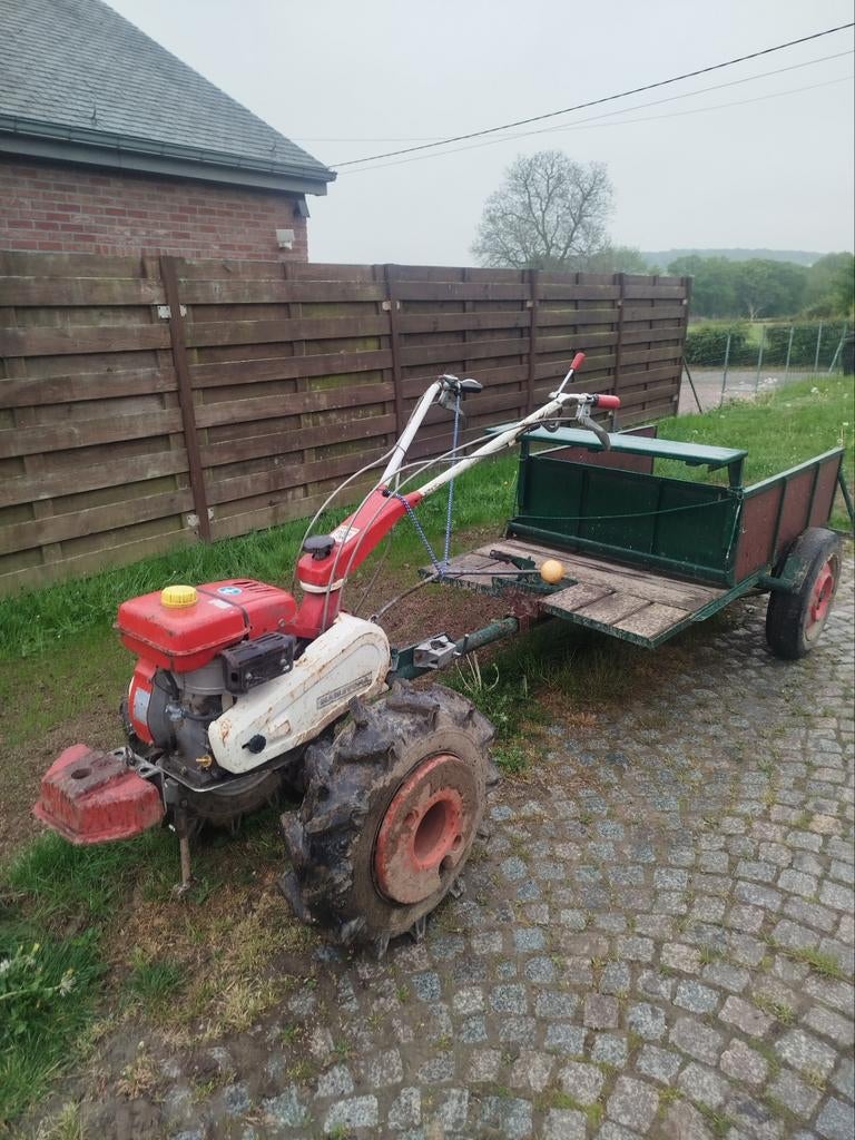 Motoculteur avec pas mal d'accessoires, Zakelijke goederen, Ophalen