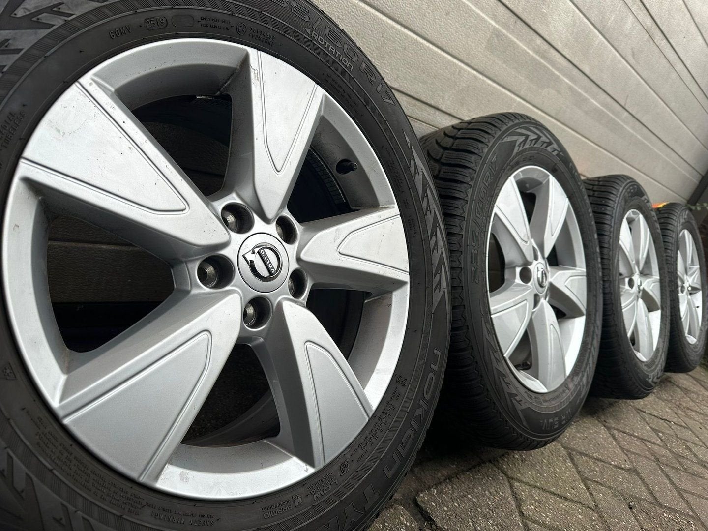 17 inch Volvo XC40 XC70 XC60 EX40 C40 velgen winterbanden, Pneus et Jantes, Véhicule de tourisme, -, 17 pouces