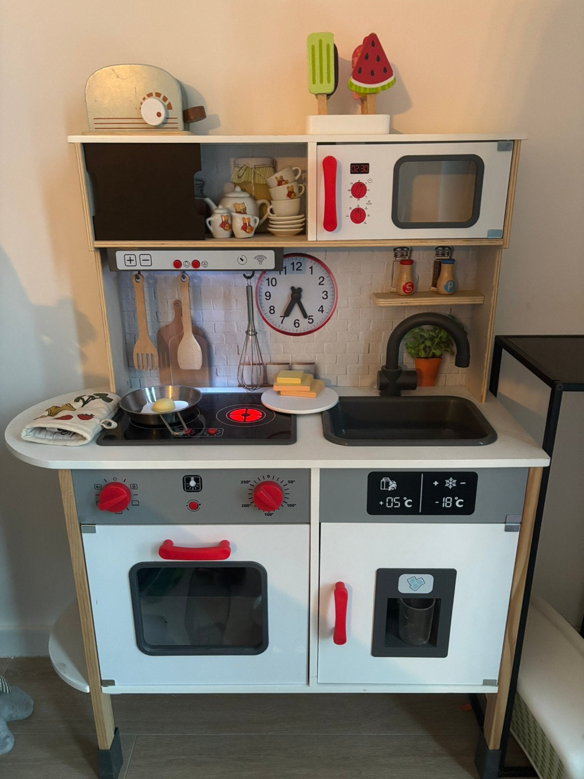 Speelgoedkeuken met toebehoren, Ophalen, Zo goed als nieuw