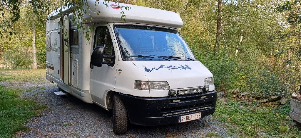CAMPING CAR DUCATO BRUSTNER profilé 2001, Siège de train, Réfrigérateur, Boîte manuelle, Jusqu'à 6