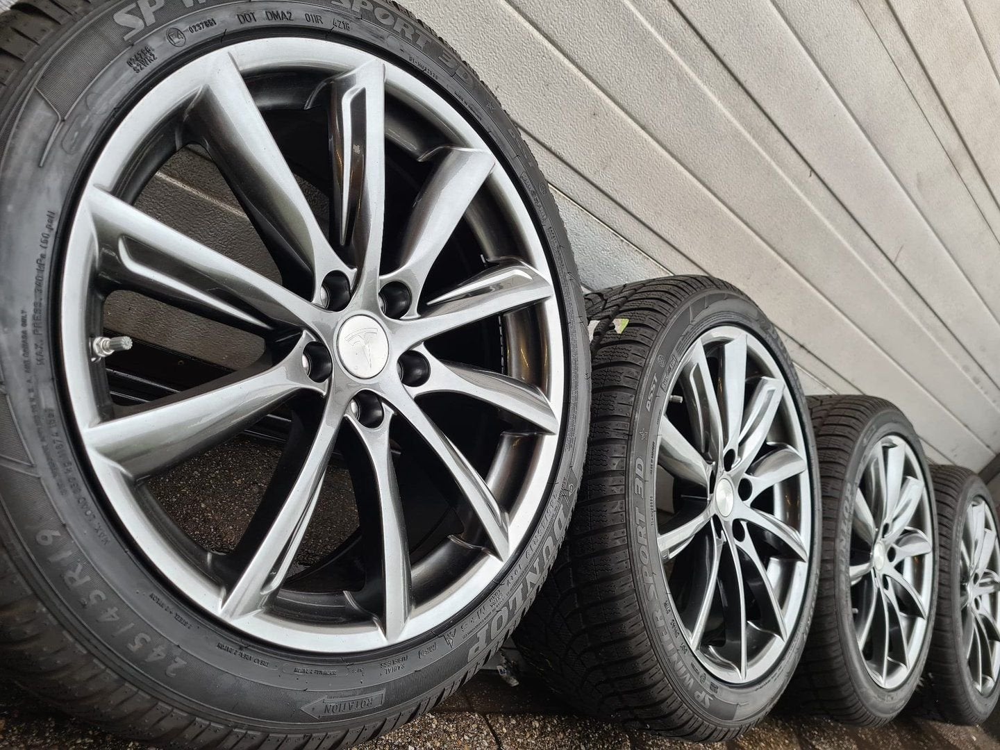 19 “ Tesla Model Y velgen Performance winterbanden sensoren, Auto-onderdelen, 19 inch, 255 mm, -, -