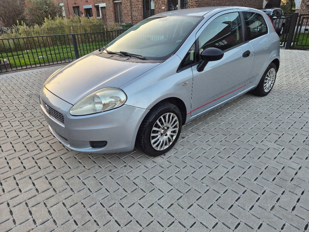 Fiat Punto 1300cc diesel multijet, Auto's, Voorwielaandrijving, Stof, Zwart, 4 cilinders