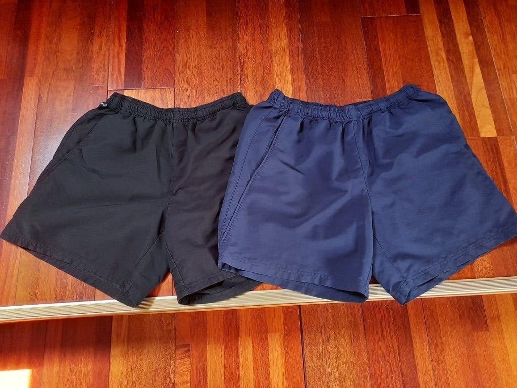 2 Sportbroekjes maat large, Ophalen, Maat 52/54 (L), Zwart, Zo goed als nieuw