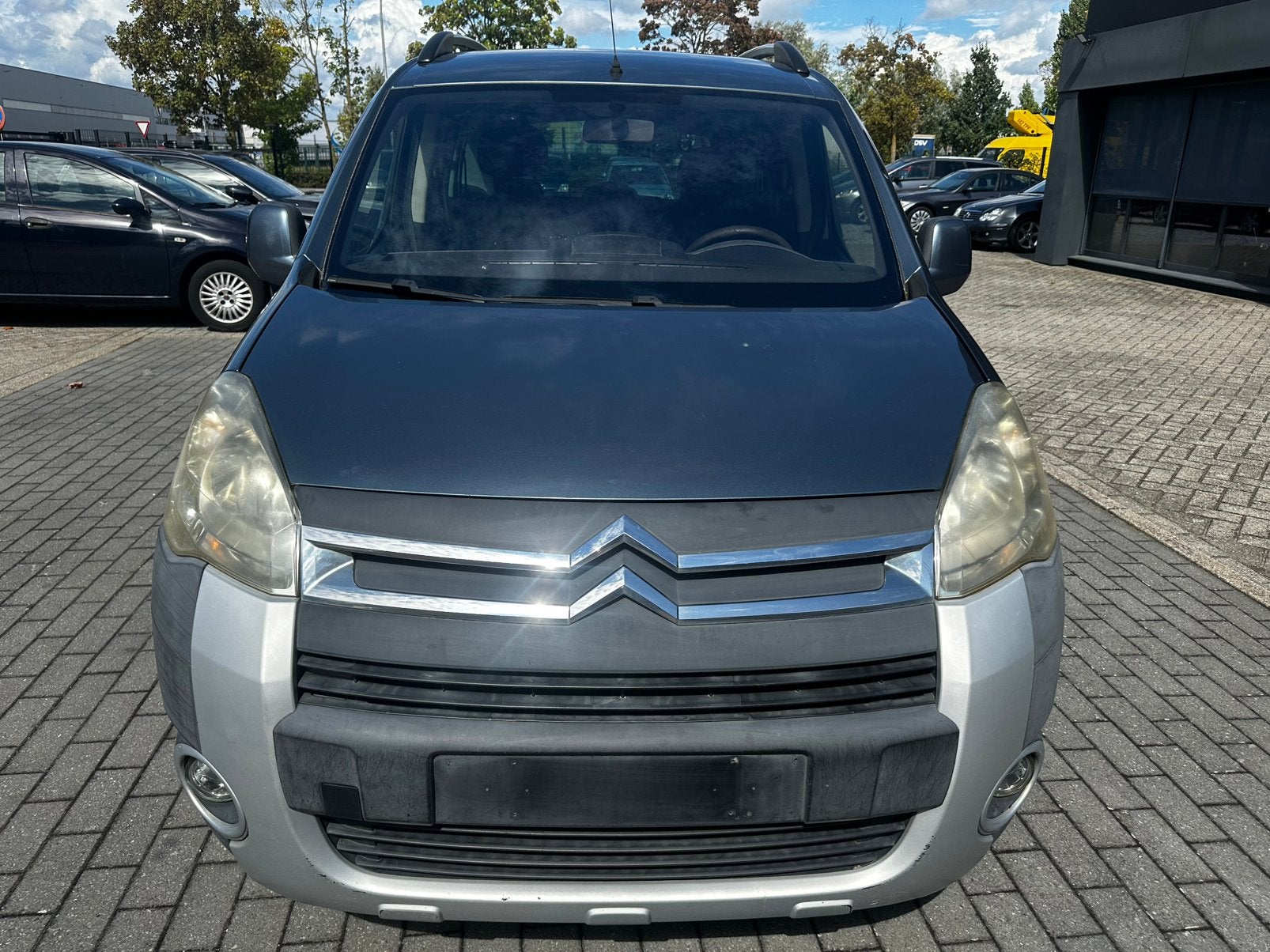 Citroen berlingo XTR 2010, Autos, Achat, Capteur de lumière, Entreprise, 149 g/km