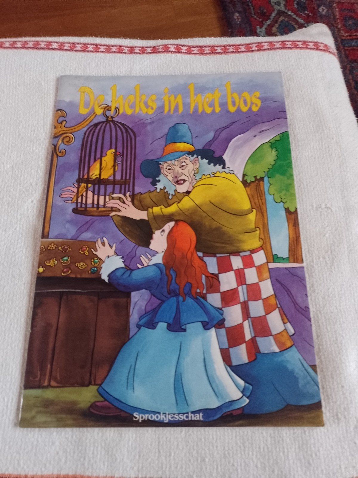De heks in het bos, Ophalen of Verzenden, Zo goed als nieuw
