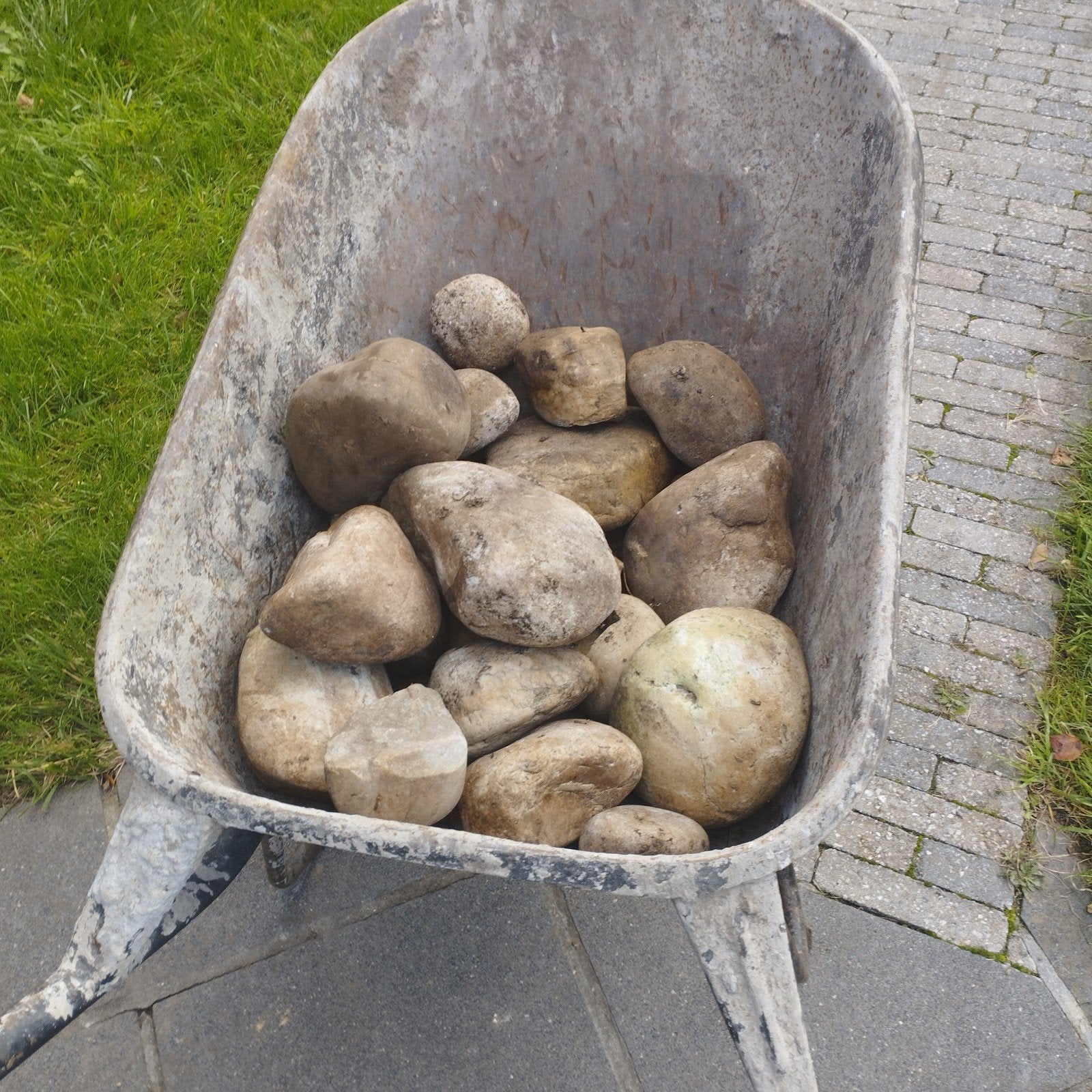 sierstenen, Ophalen
