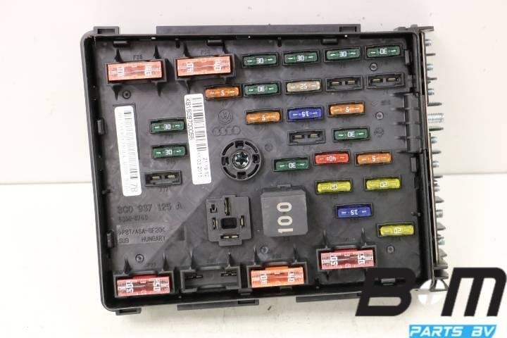 Zekeringkast in motorruimte VW Sharan 7N 3C0937125A, Utilisé