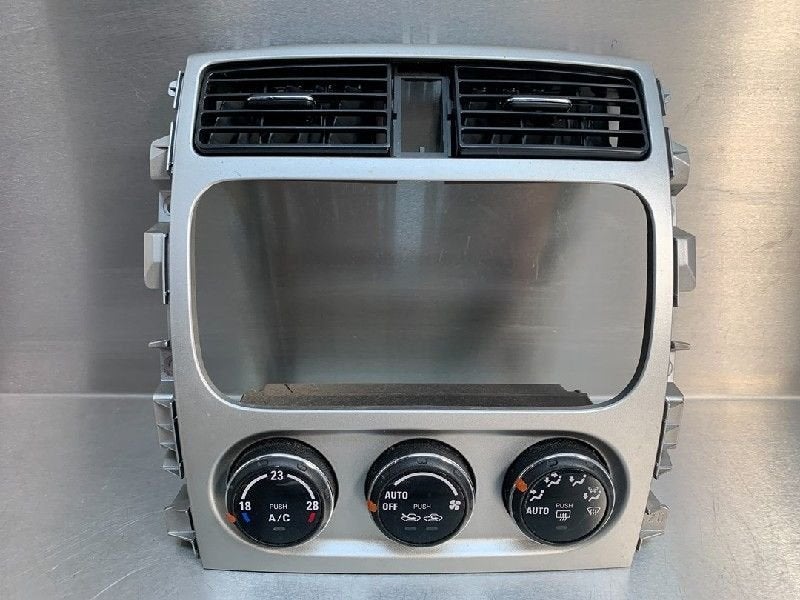 BEDIENINGSPANEEL VERWARMING Suzuki Liana (ERC / ERD / RH4), Gebruikt, Suzuki