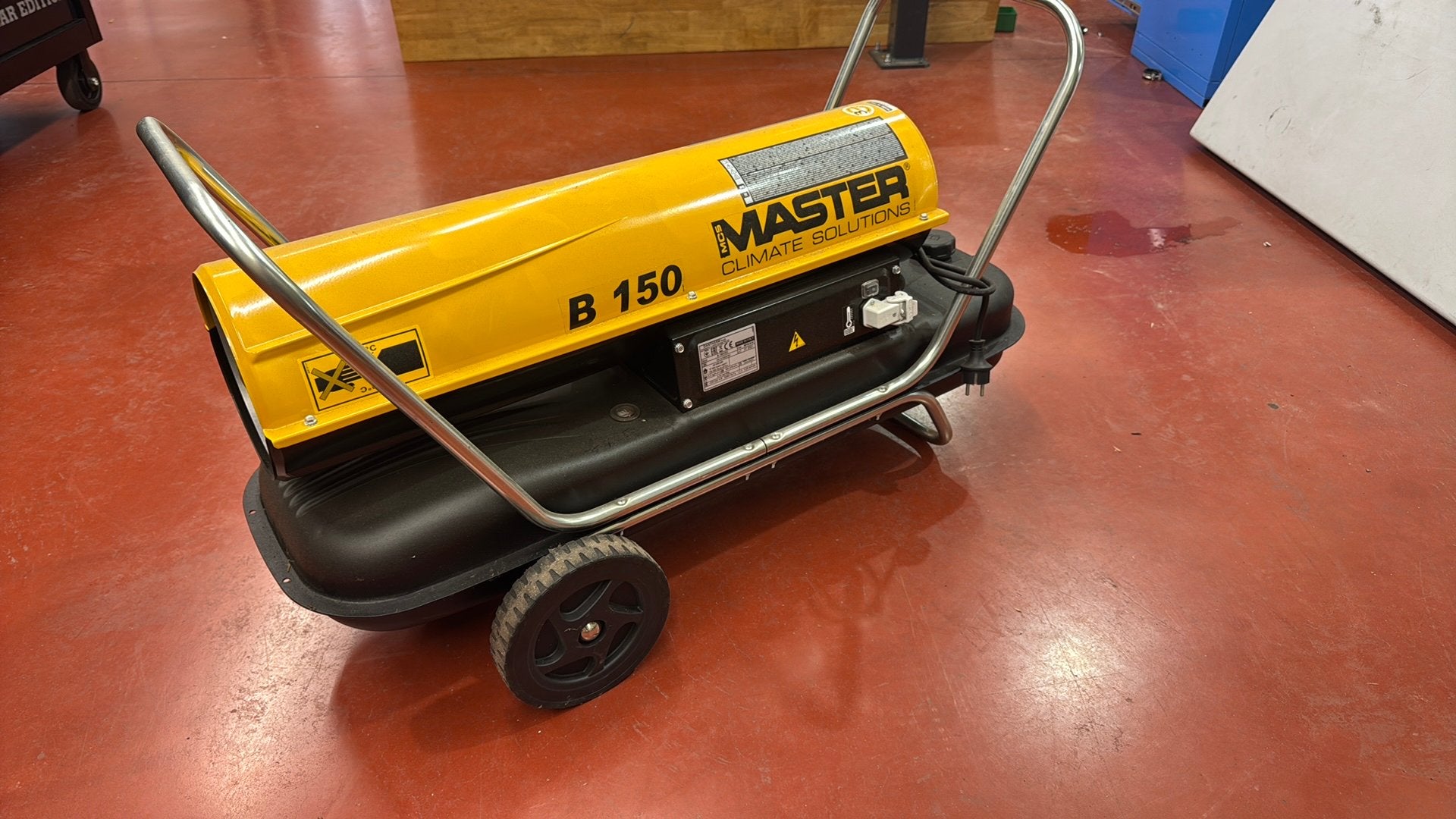 Master B150, Ophalen, Zo goed als nieuw