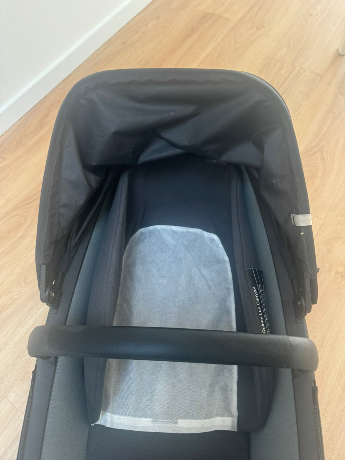 Quinny Zapp Lux Carrycot Reiswieg, Kinderen en Baby's, Kinderwagens en Combinaties, Ophalen, Zo goed als nieuw, Quinny