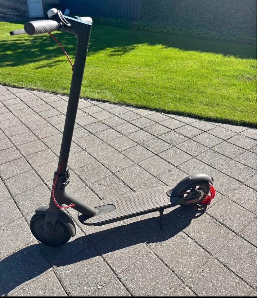 Ninebot step, Fietsen en Brommers, Steps, Ophalen, Zo goed als nieuw