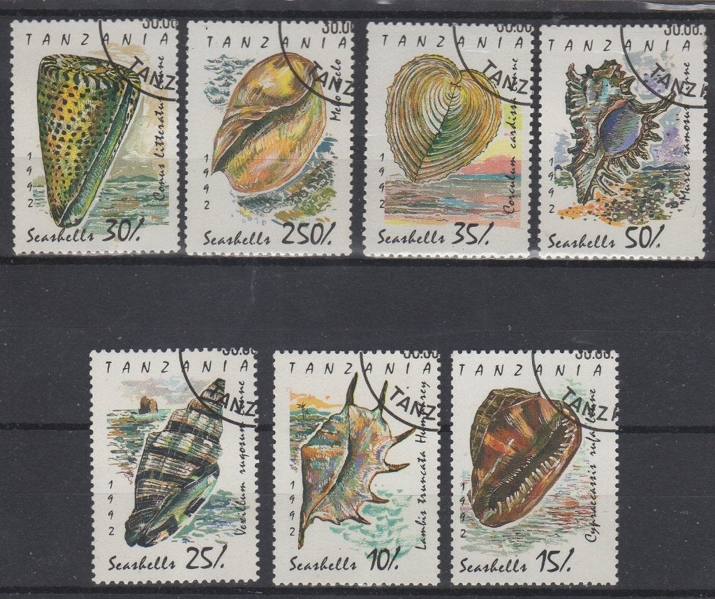 Tanzania - Schelpen, Ophalen of Verzenden, Tanzania, Gestempeld