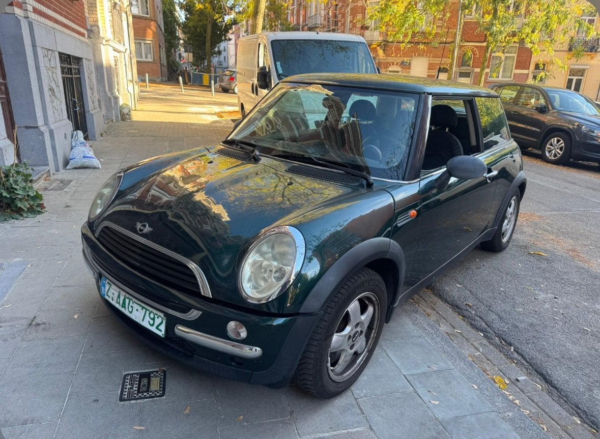 Mini Cooper 1.6 benzine, airco, 134.000 km, 12.2002, Euro4, Auto's, Dealer onderhouden, Zwart, 4 cilinders, 1600 cc