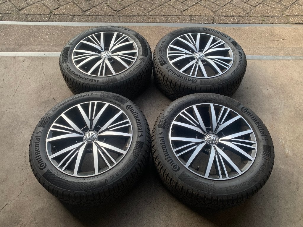 VW GOLF 5/6/7/8 CADDY LINAS SEAT VELGEN + BANDEN 205 55 R16, Ophalen of Verzenden, Zo goed als nieuw