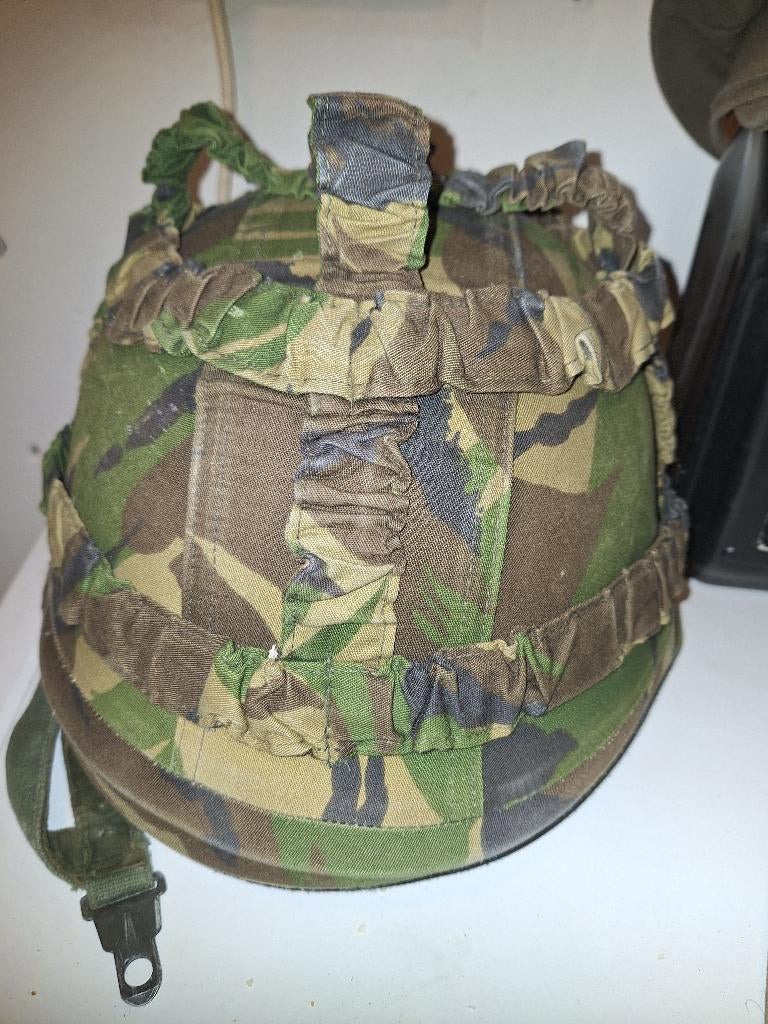 Kevlar Helm Militair, Verzamelen, Ophalen of Verzenden, Landmacht, Helm of Baret