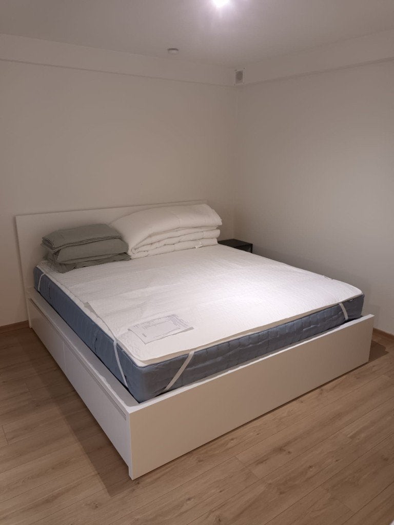Matelas à ressorts ensachés Valevag Ikea, Maison & Meubles, Chambre à coucher | Matelas & Sommiers, Matelas, Comme neuf, Enlèvement