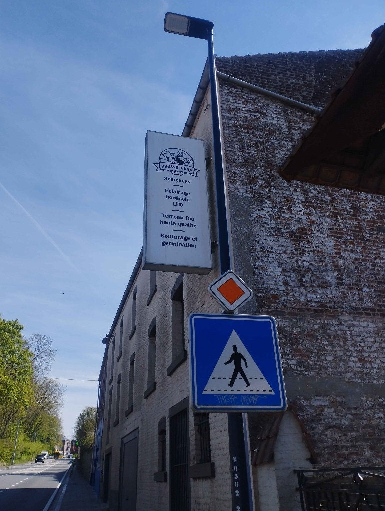 Caisson lumineux double face en aluminium pour enseigne, Collections, Enlèvement, Utilisé, Panneau publicitaire