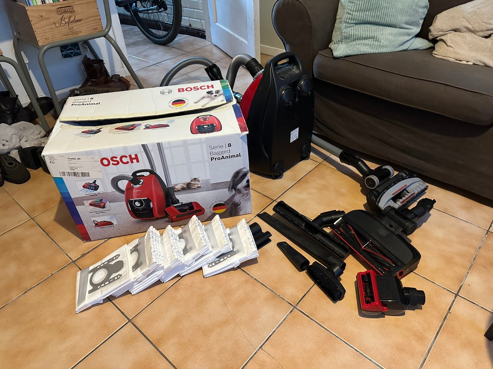 Bosch Serie 8 proanimal | Amper gebruikt, Elektronische apparatuur, Stofzuigers, Zo goed als nieuw, Bosch, Stofzak, Ophalen