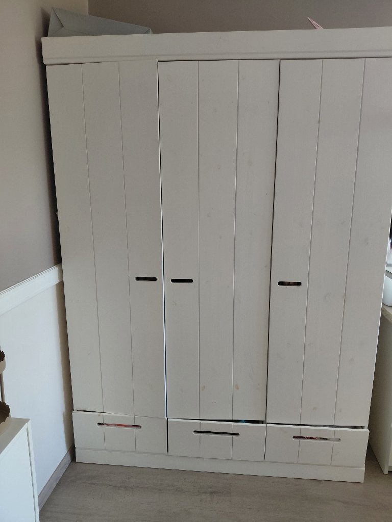 Houten kledingkast, Ophalen of Verzenden, Gebruikt, Grenenhout